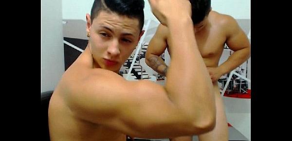  Hot Brothers on cam